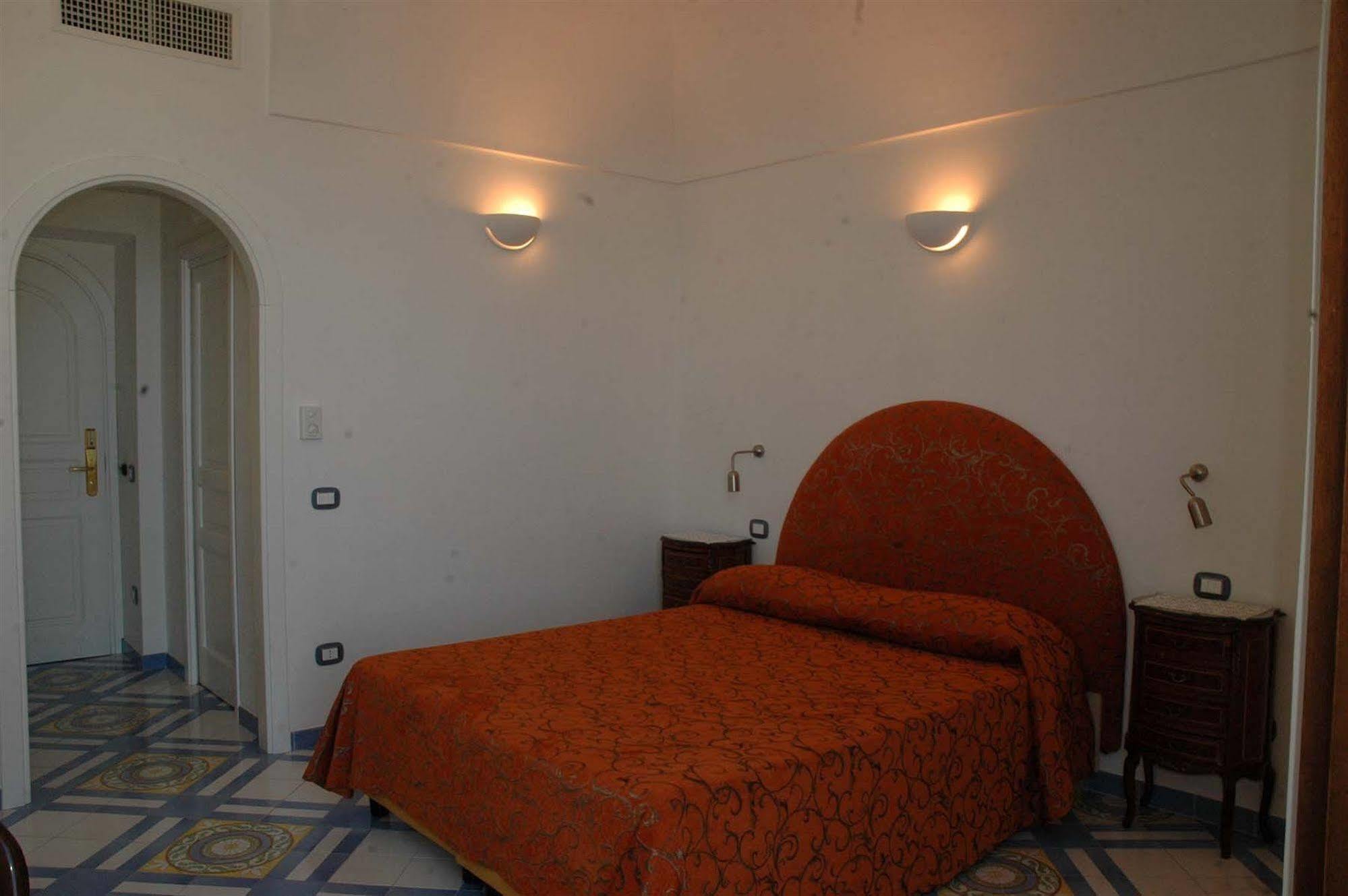 Hotel Croce Di Amalfi Ngoại thất bức ảnh
